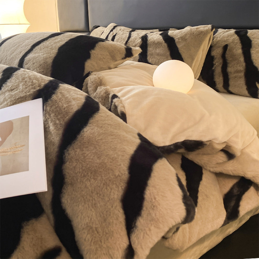 Foglio di pelliccia soffice addensato zebra set