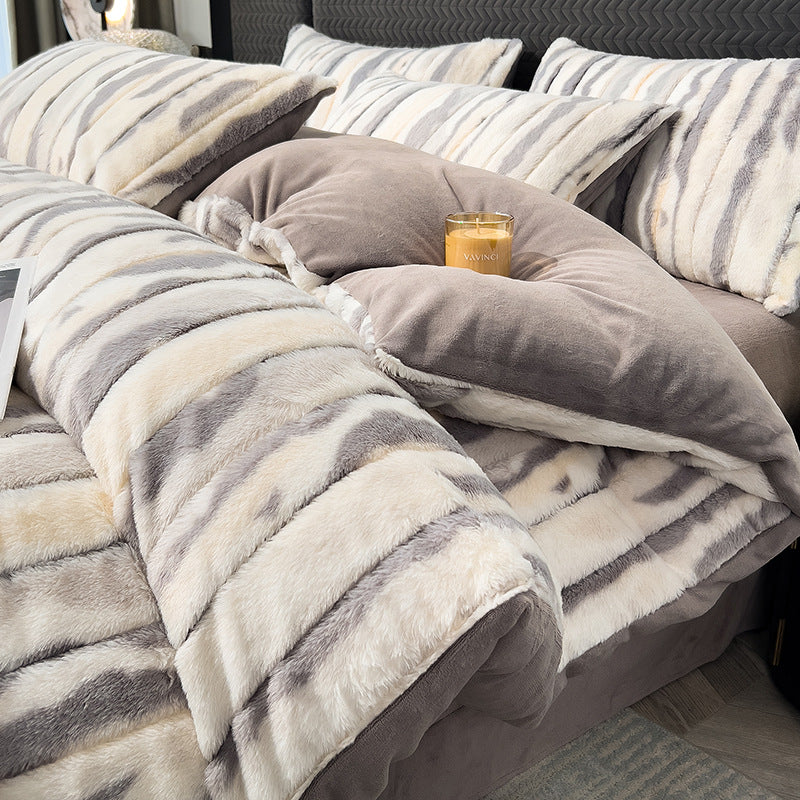 Set di letti anti-statico in pelliccia anti-statica a strisce di ombre irregolare a strisce calda