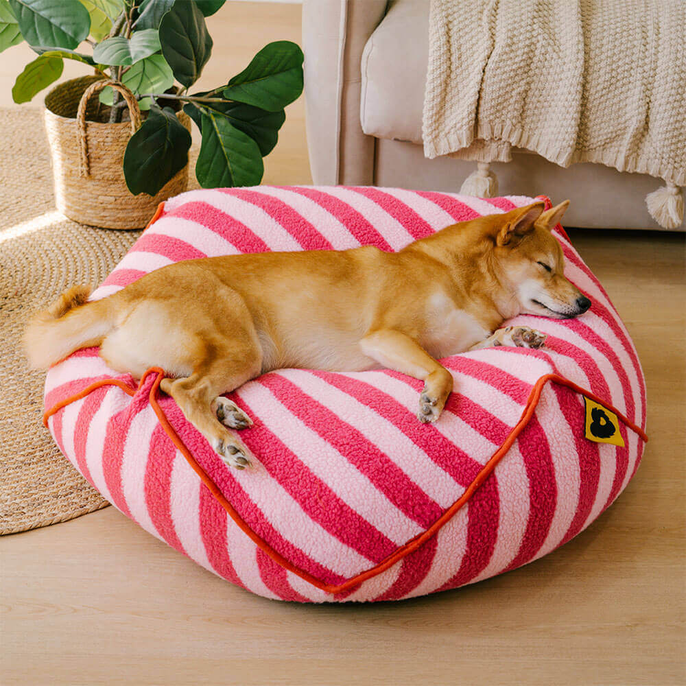 Modello a strisce alla moda Polygonal Cogoning Bean Bag Dog