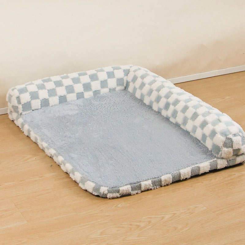 Chequerboard Soft Neck Guard Large Dog Pillow Bed