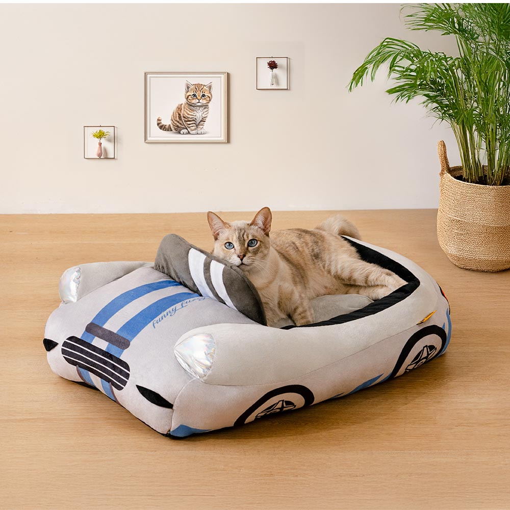 Classic Convertible Race Car Bolster Cat Bed - Fast＆Fur