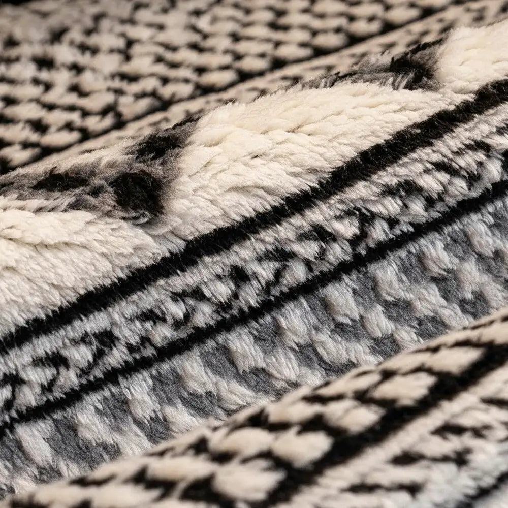 Classic Plaid Plush Scratch-Resistant Comfortable Non-Slip Couch Cover