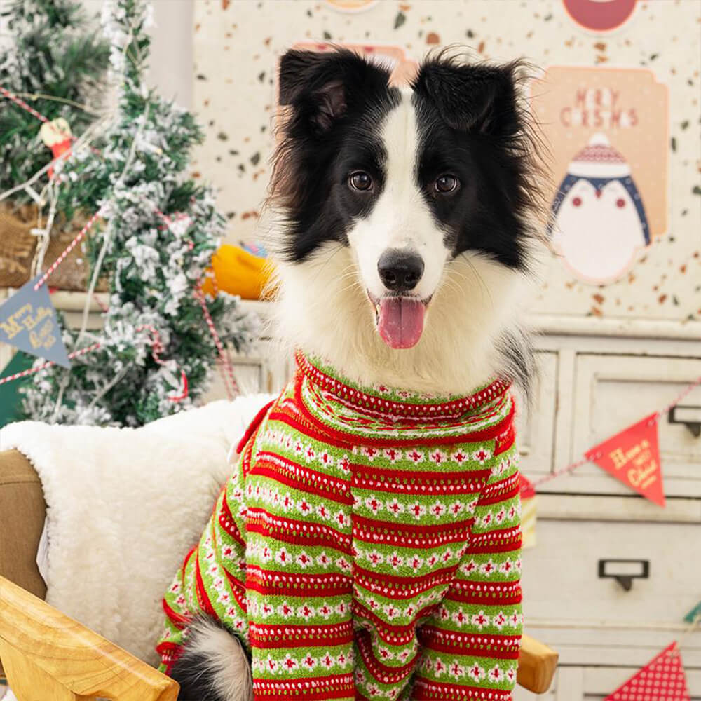 Festlicher gestrickter Hundepullover mit Weihnachtsmann- und Rentier-Design