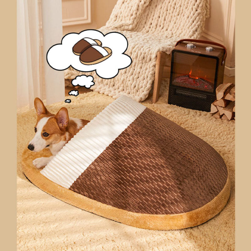 Funny Slipper Styled Semi-Enclosed Dog & Cat Bed