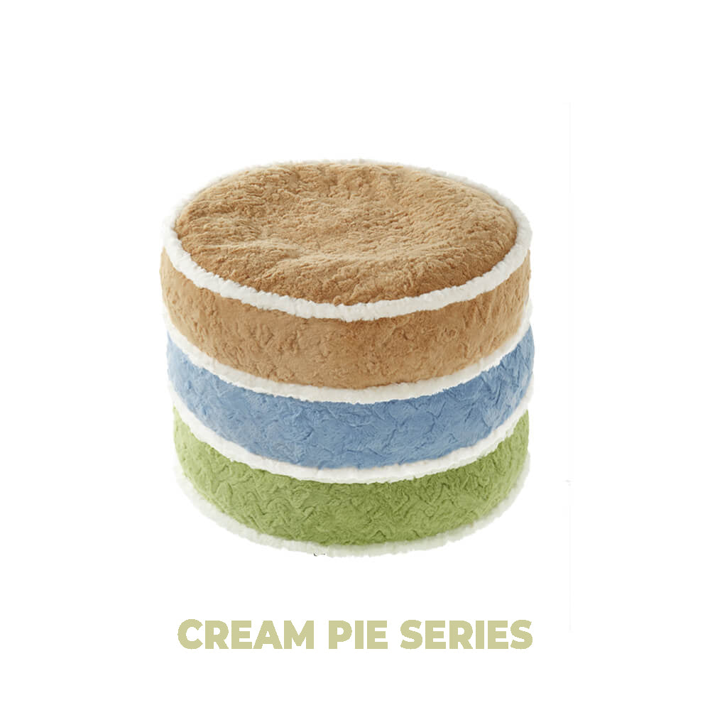 Cream Pie Ultra-Soft Plush Pet Bed