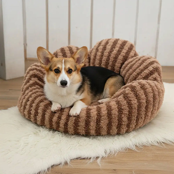 Petal-Shaped Striped Plush Pet Sofa Bed