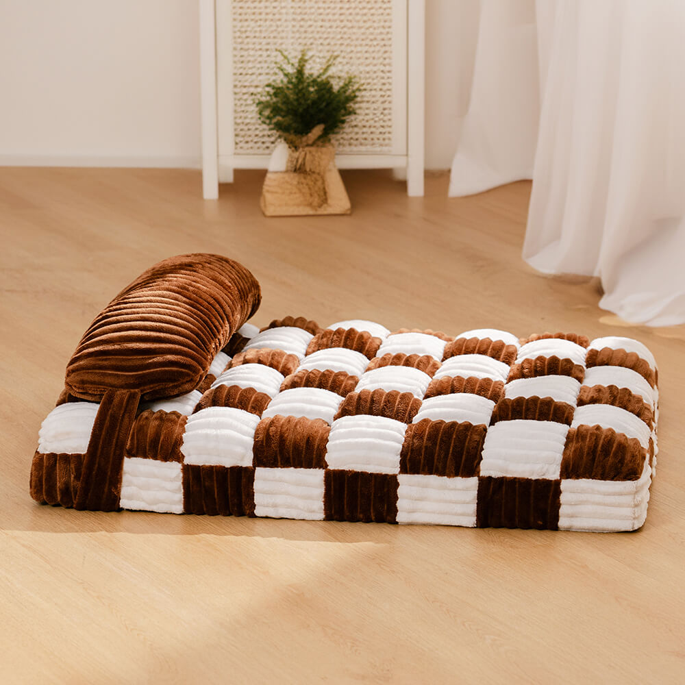 Handmade Plush Chessboard Orthopedic Support Dog Bed with Pillow