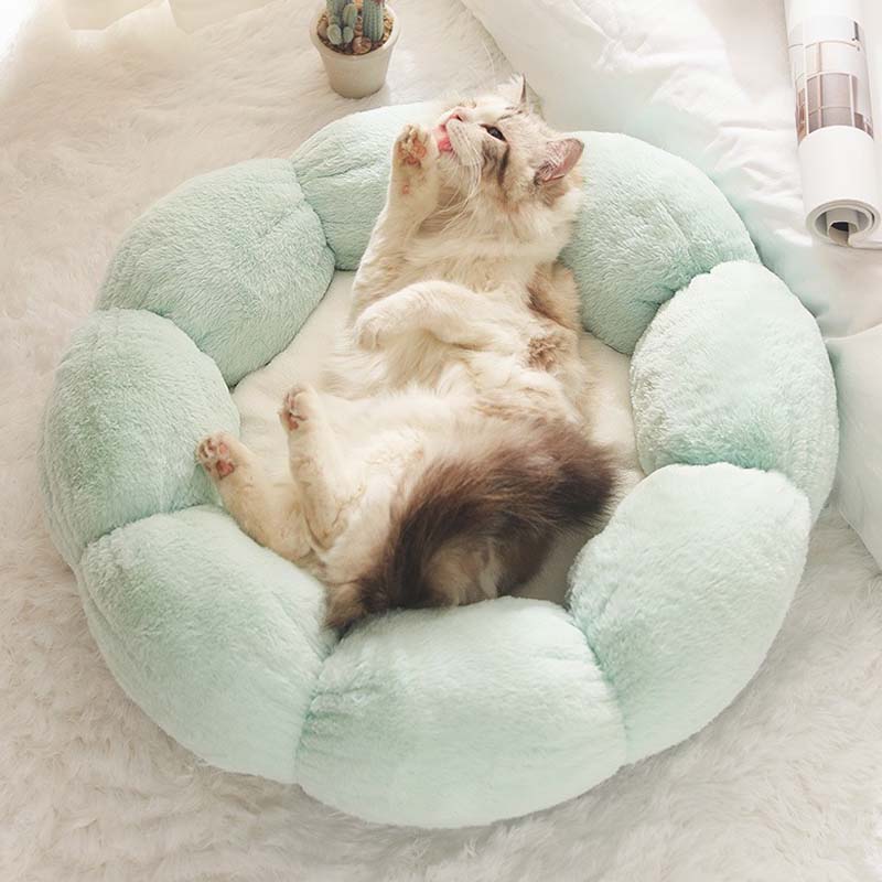 Cama para gatos con forma de flor para dormir profundamente