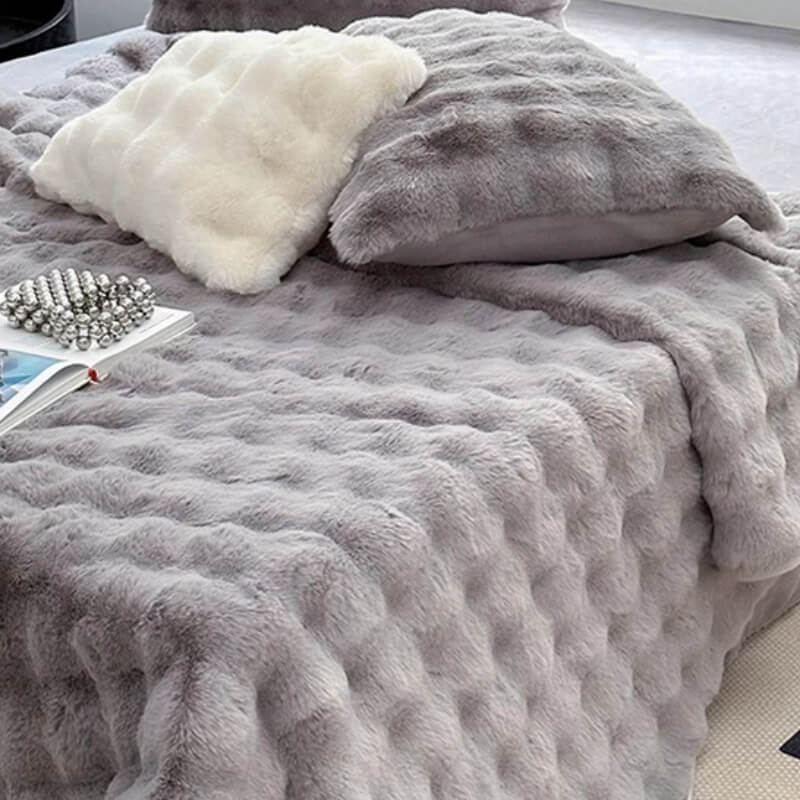 Housse de matelas antidérapante de luxe en fausse fourrure de lapin