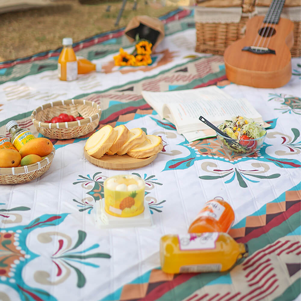 Moroccan Outdoor Ultrasonic Waterproof Foldable Picnic Mat