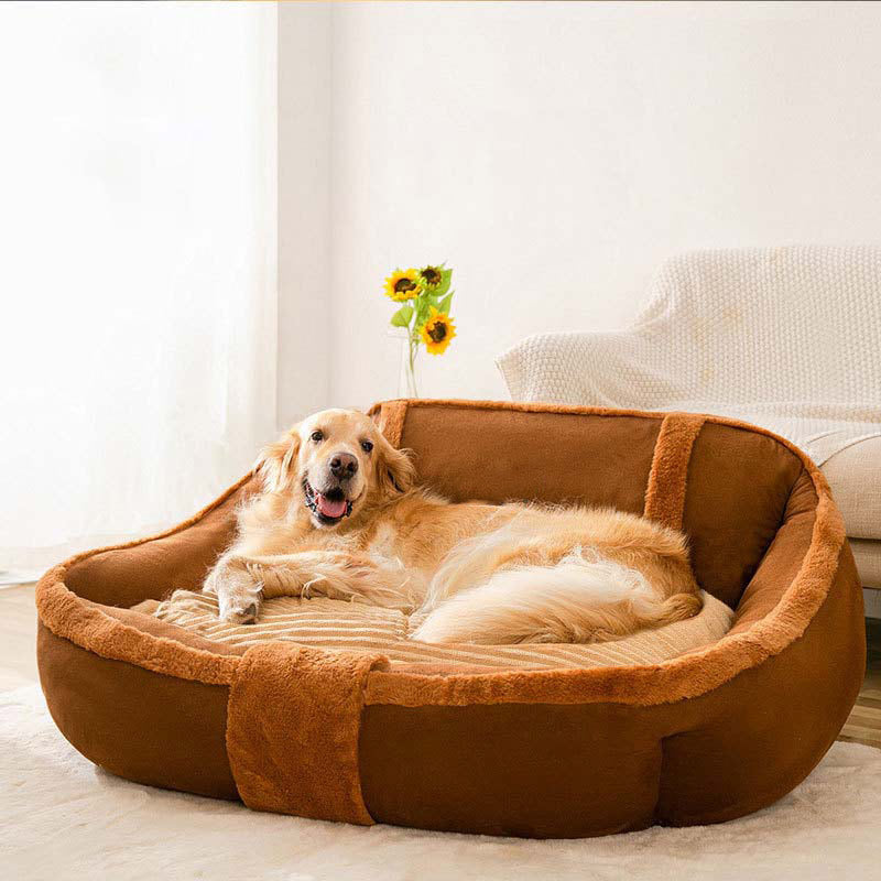 <tc>Sofá cama vintage grande y acogedor para perros</tc>