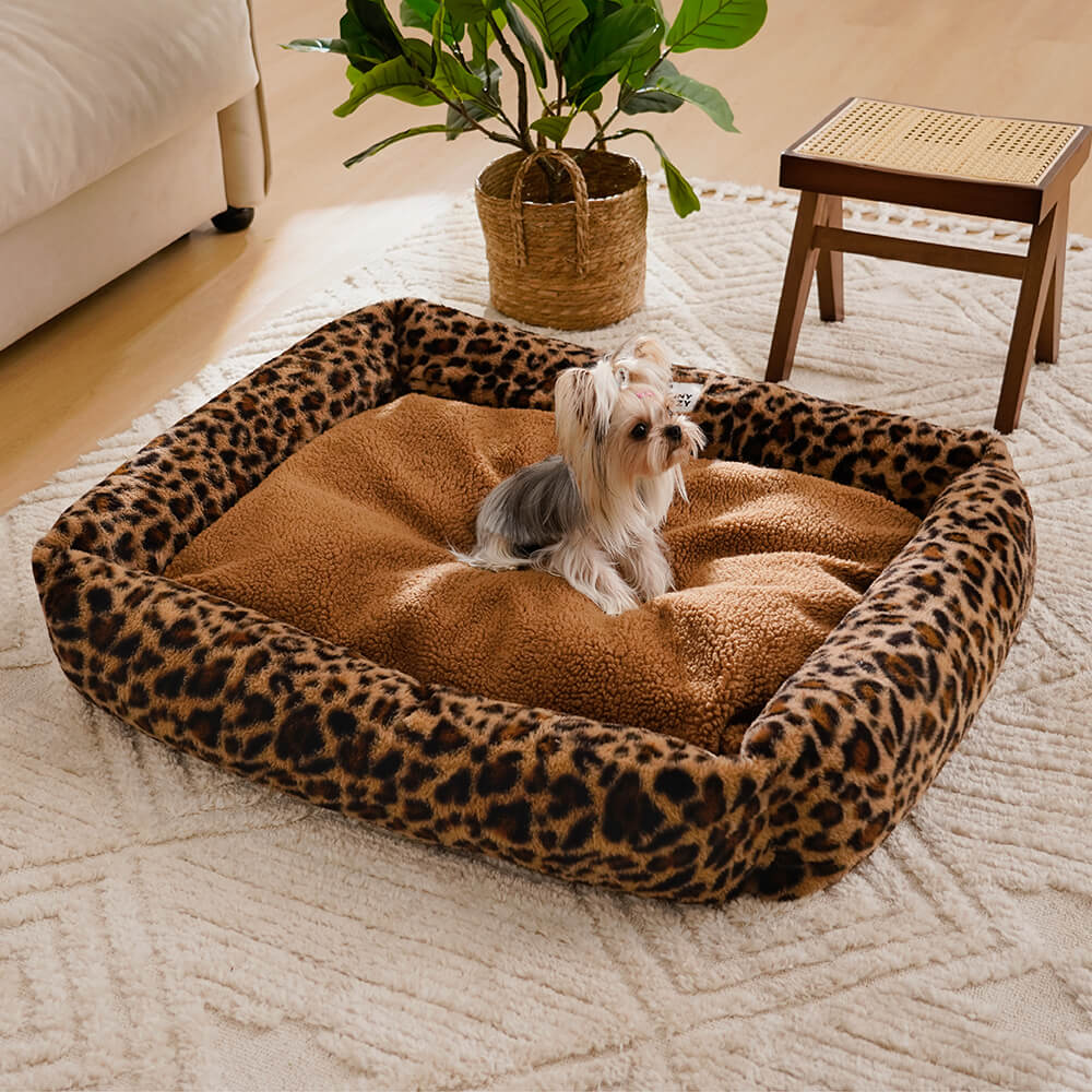 Cama para perros con estampado de leopardo y piel de vaca serie Wildlife